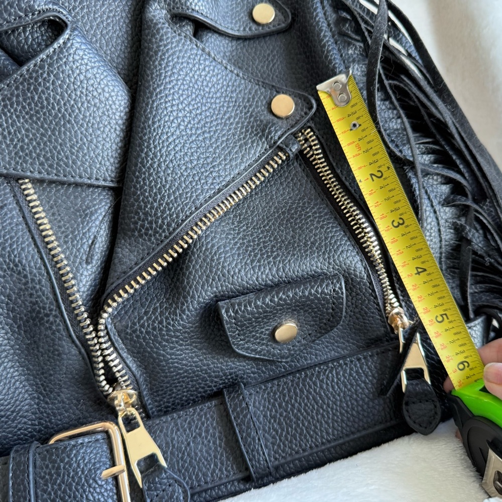 Black Leather Fringe Backpack - Picture 5 of 12